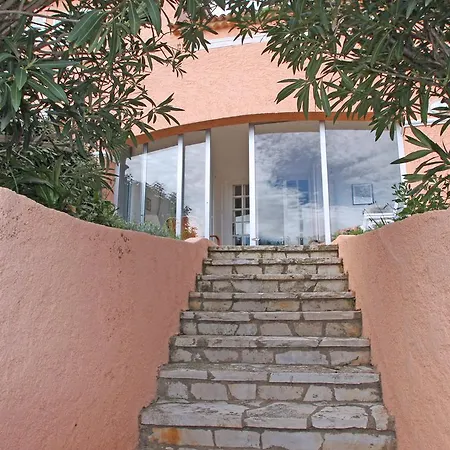 Etoile Du Midi Apartment Sainte-Maxime